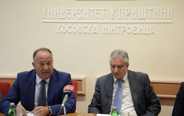 ШАРЧЕВИЋ СА ЧЕЛНИЦИМА ПРИШТИНСКОГ УНИВЕРЗИТЕТА: Побољшање услова живота и студирања